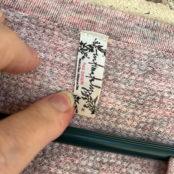 Intimately Free People Heathered Pink Knit Henley  Top - Picture 5 of 8